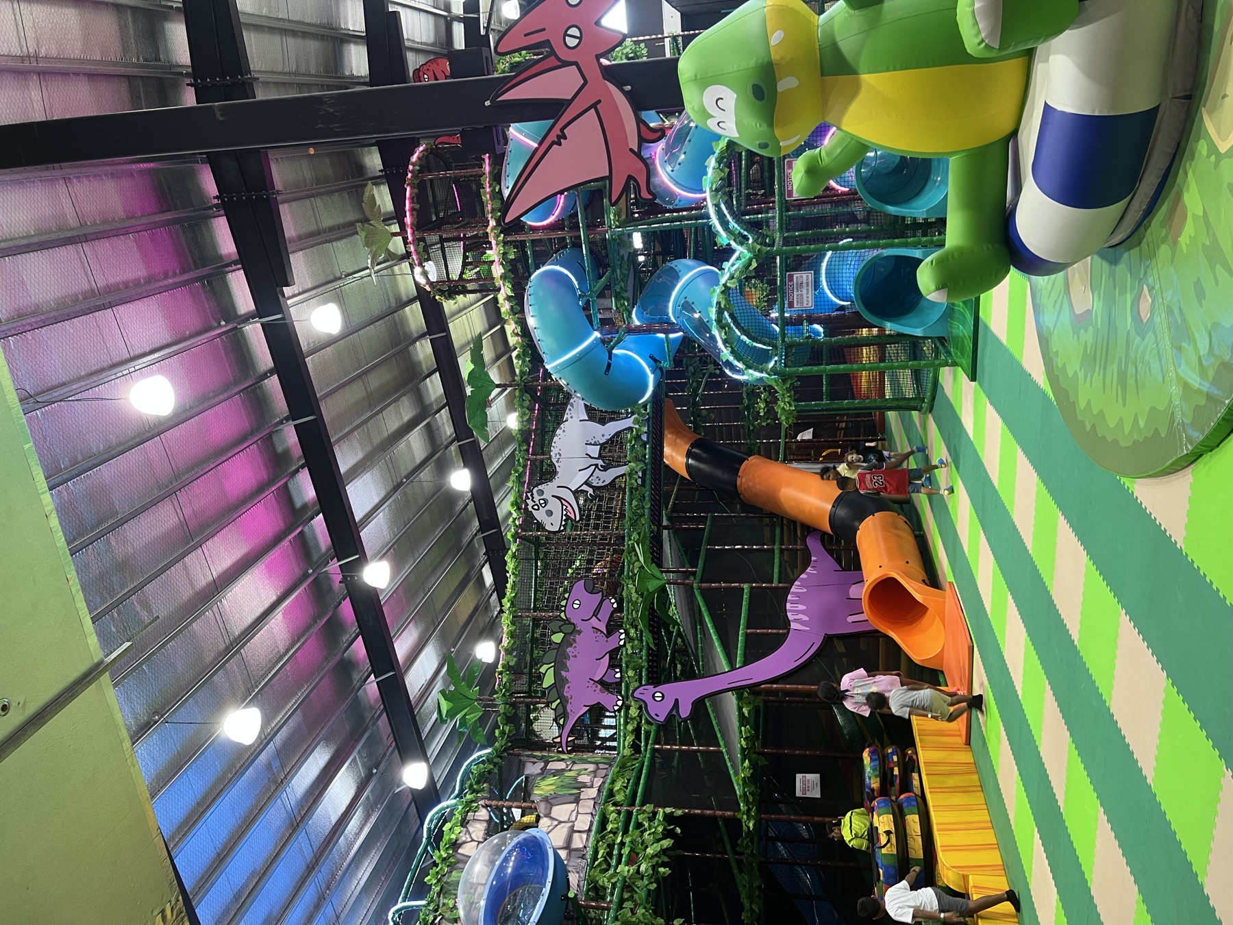 Recreation lounge for student downtime